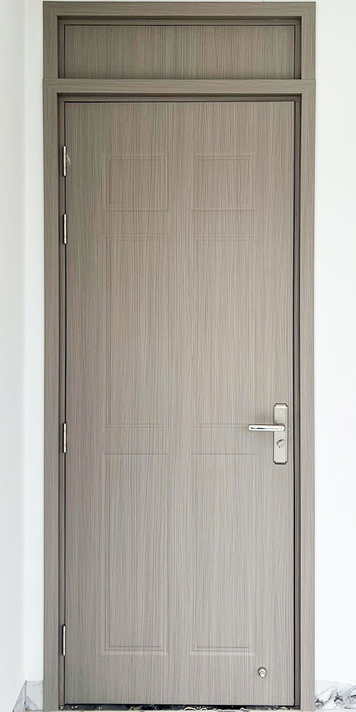 cửa có ô fix nhựa