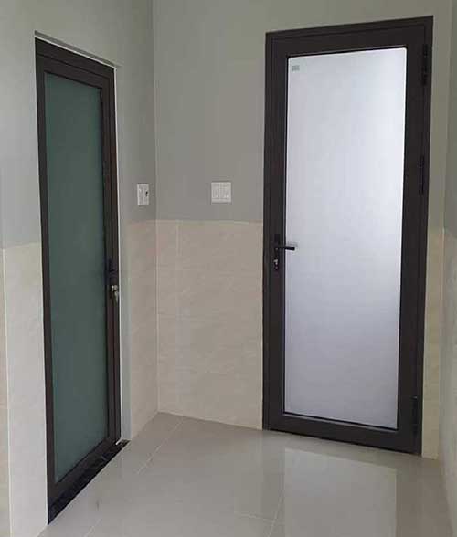 Các mẫu cửa WC - 5 bước chọn cửa WC toilet chuẩn » Phong Thịnh Door®