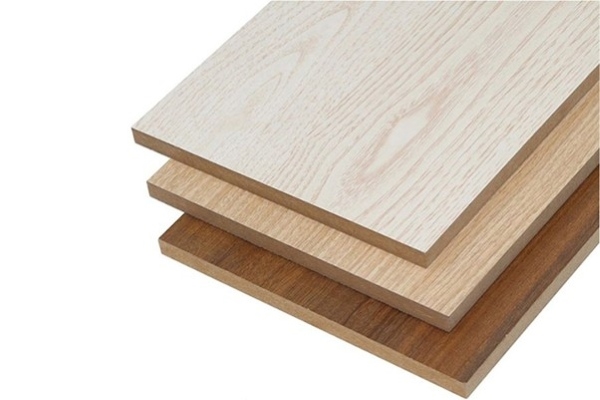 Gỗ MDF phủ Melamine với bề mặt nhẵn mịn ứng dụng trong nội thất gia đình